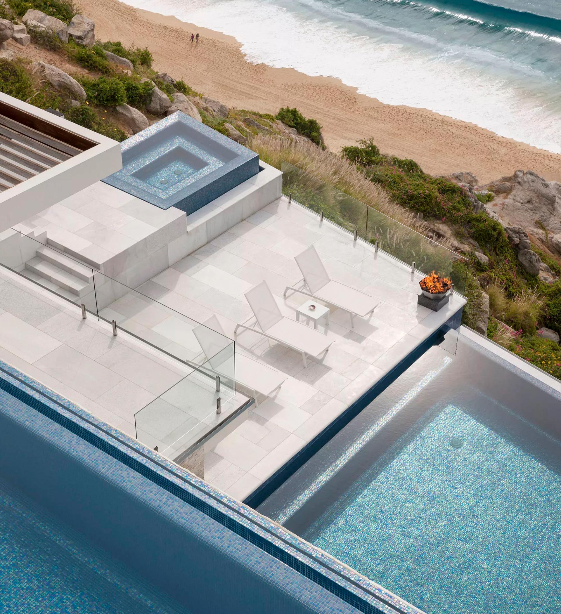 Mantea Casa Cabo